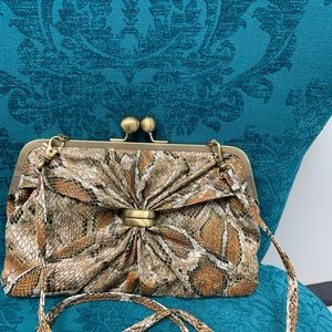 Jessica Simpson purse